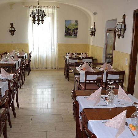 לינה וארוחת בוקר Cugnasco Ristorante Del Ponte מראה חיצוני תמונה